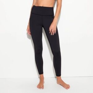 Spiritual Gangster NirvanaTech Cruz 7/8 Pocket Legging